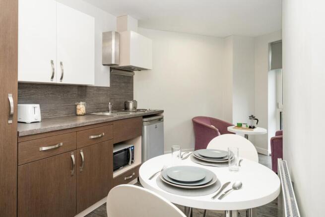 Studio to rent Image 12