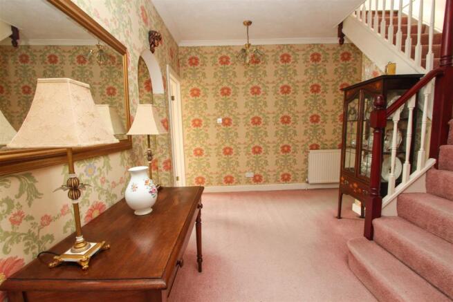 Entrance Hallway.jpg