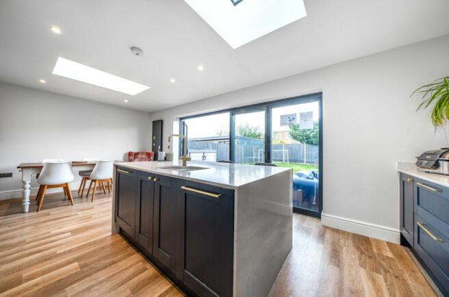 Kitchen/Dining Area