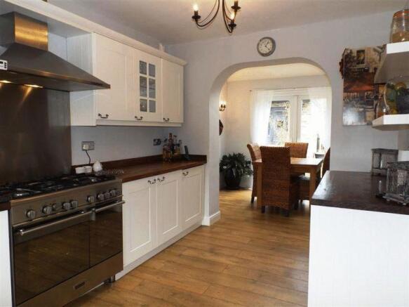 Kitchen/ Breakfast