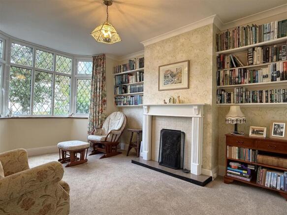 SITTING ROOM