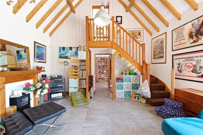 Kitch/Din/Sitting Rm