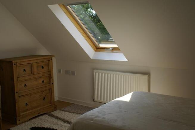 bedroom 6.jpg