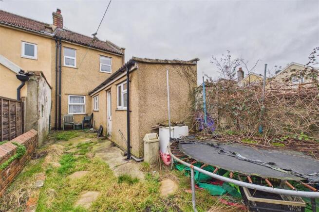 92 Victoria Park, Kingswood, Bristol BS15 1RZ | Fr