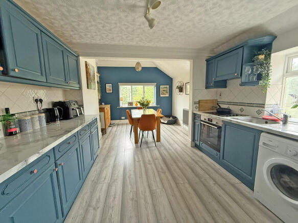 3 bed Maisonette for sale Image 4