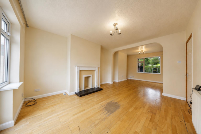 3 bed Semi-Detached for sale Image 8