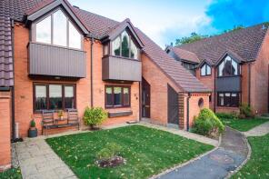 23, Highgrove, Tettenhall, Wolverhampton WV6 8LQ
