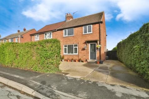 Eastgate, Nafferton, Driffield, East Riding Of Yorkshire, YO25 4JY