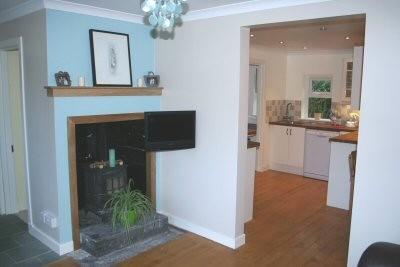 Opening to kitchen