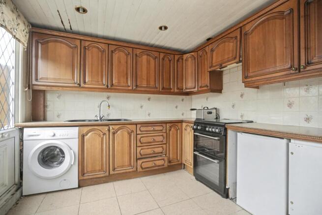 3 bed Terraced for sale Image 8