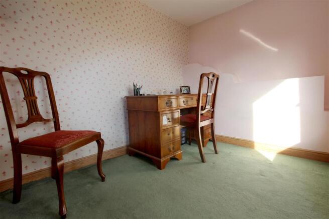 Bedroom 4.jpg