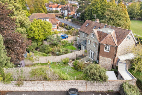 Market Avenue, Chichester, PO19