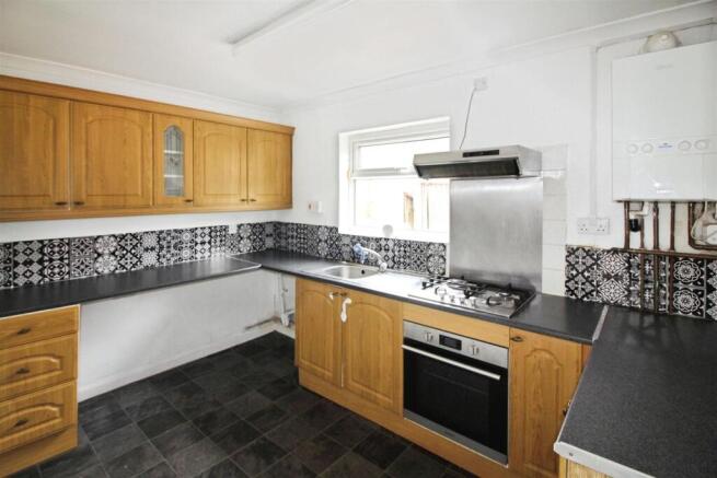Rookwood Crescent, Leeds photo 4