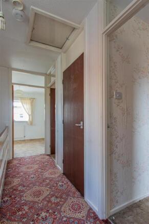 Stallcourt Close 2-15.jpg