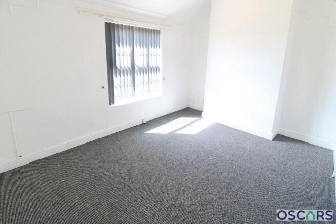 3 bed Semi-Detached to rent Image 5