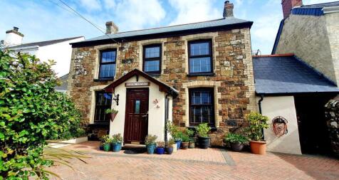 Holywell Road, Cubert, Newquay, Cornwall