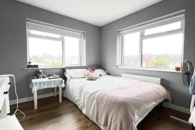 bed 3