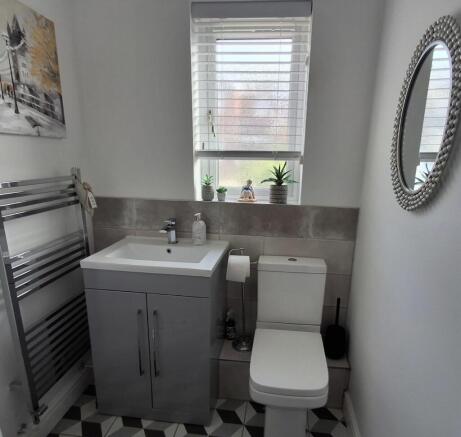 Cloakroom/WC