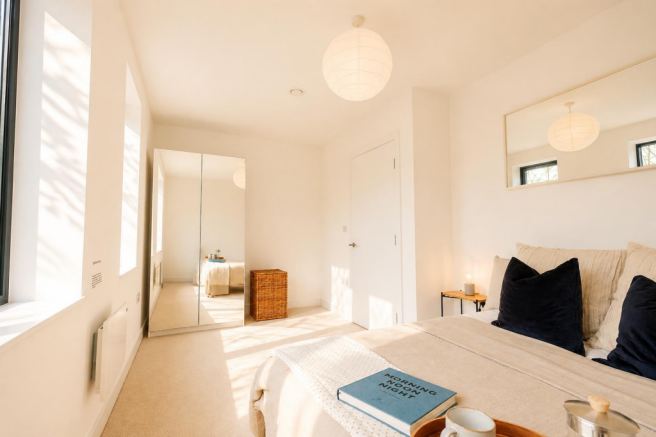 4 bed Town House for sale Image 11