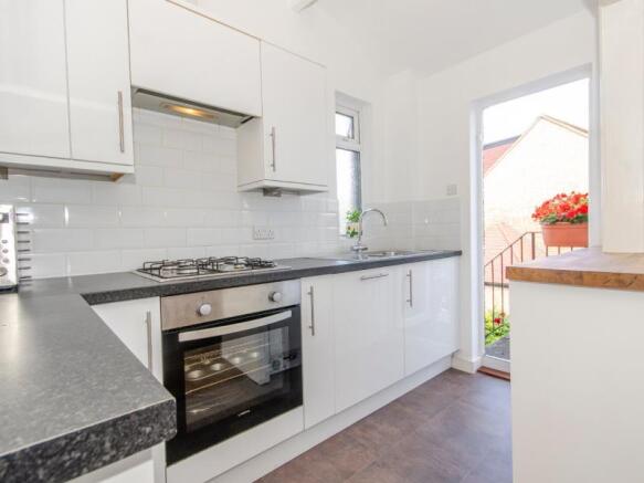 Kitchen b