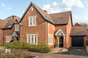 8, Stables Court, Longham, Ferndown BH22 9FU