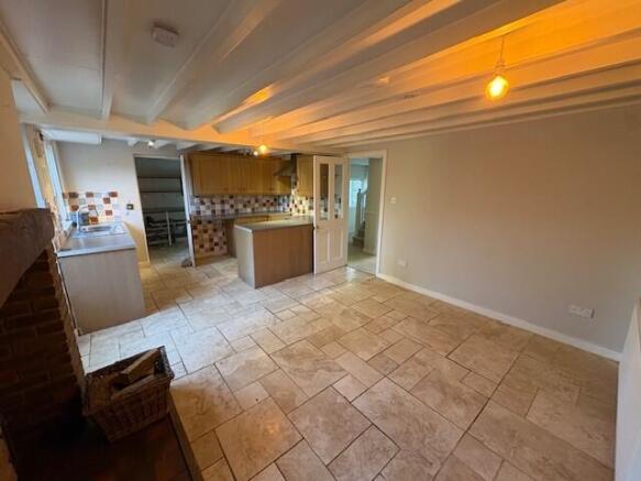 Kitchen/Dining Room