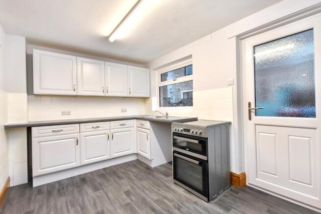 3 bed Terraced for sale Image 7