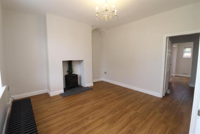 2 bed Terraced for sale Image 4