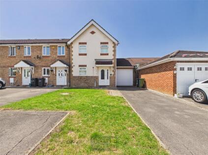 Flint Close, Langdon Hills, Basildon, Essex, SS16