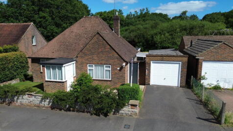 Nursery Hill, Shamley Green, GU5 0UN