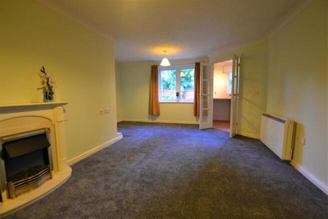 livingroom .JPG