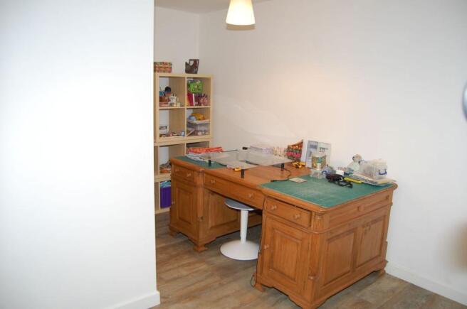 Photo 7