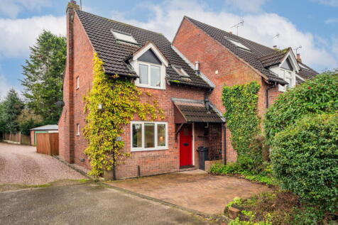 Eaton Road, Tarporley, CW6 0BP