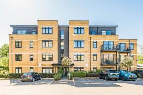 Flat 13, Gilliat House, Samuelson Place, Isleworth TW7 4FN