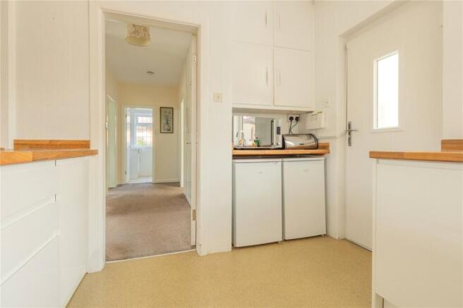 3 bed Bungalow for sale Image 11