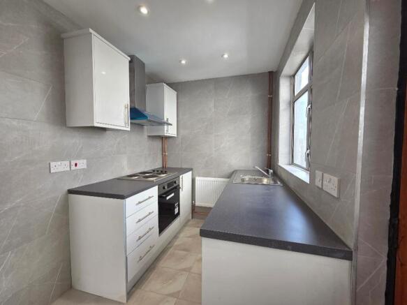 Kingsway, Luton, LU1 photo 2