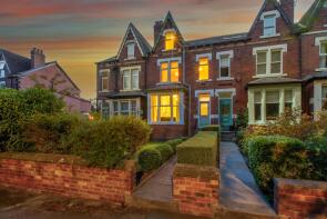 56, Shaftesbury Avenue, Lidgett Park, Leeds LS8 1DT