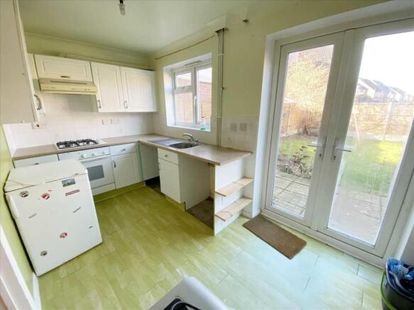 Dining Kitchen: