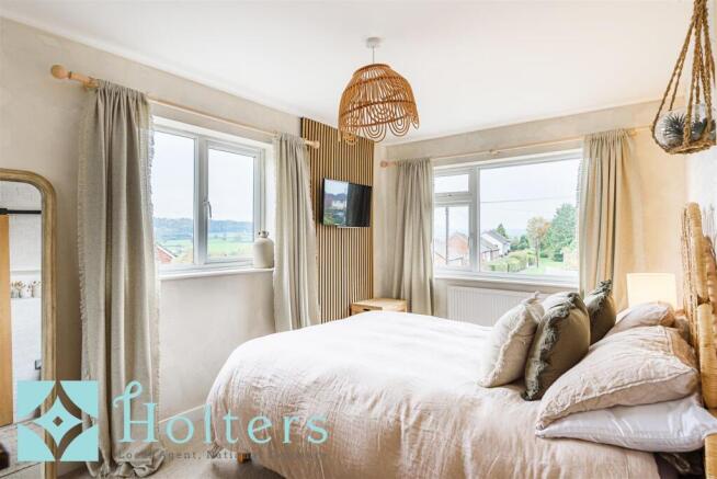 Master Bedroom 1.jpg