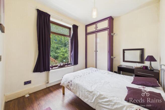 4 bed Detached for sale Image 9