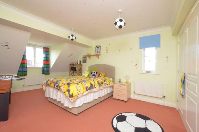 Photo 12