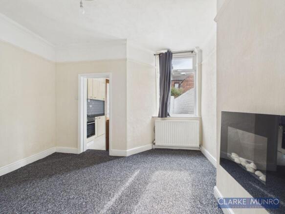2 bed Terraced for sale Image 8