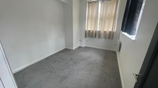 1 bed Flat to rent Image 4