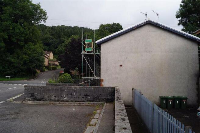 REAR CAR PARKING AREA