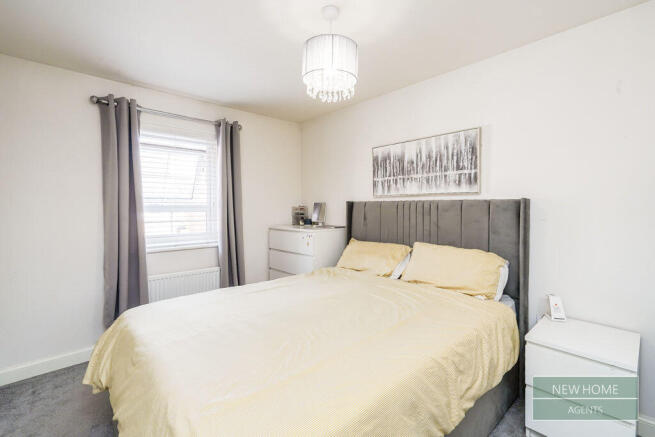 4 bed Detached for sale Image 7