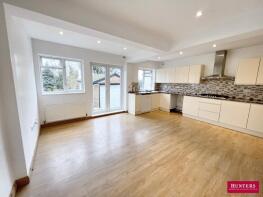 111, Russell Lane, Whetstone, London N20 0AZ