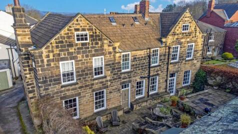 Shaw Fold, Wakefield, WF2
