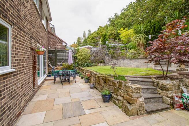 4 bed Detached for sale Image 11