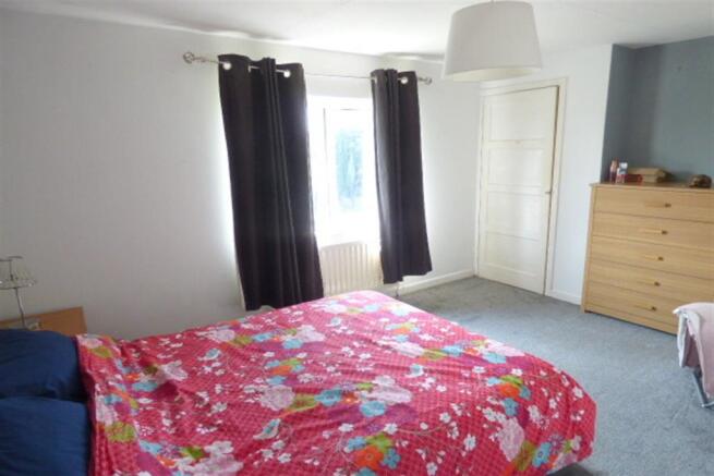 Bedroom+