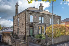 59, Deighton Lane, Healey, Batley WF17 7EU